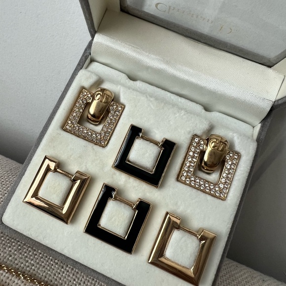 AUTHENTIC CHRISTIAN DIOR - Picture 5 of 11